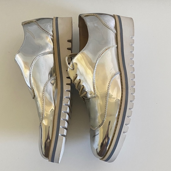Zara Silver Metallic Oxford Flats - Picture 2 of 7